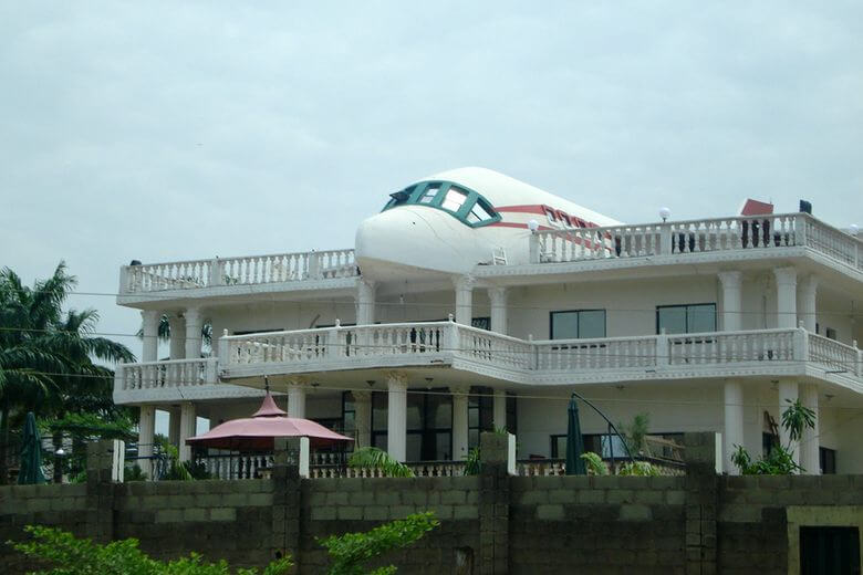 Abuja Airplane House - Bizarre homes in Africa - BuyRentKenya